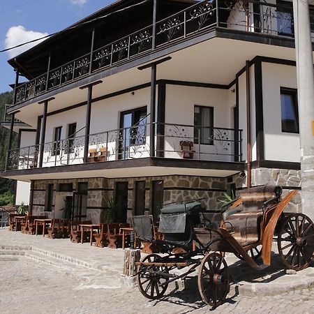 Family Hotel Valchanovata Kashta Fotinovo Buitenkant foto
