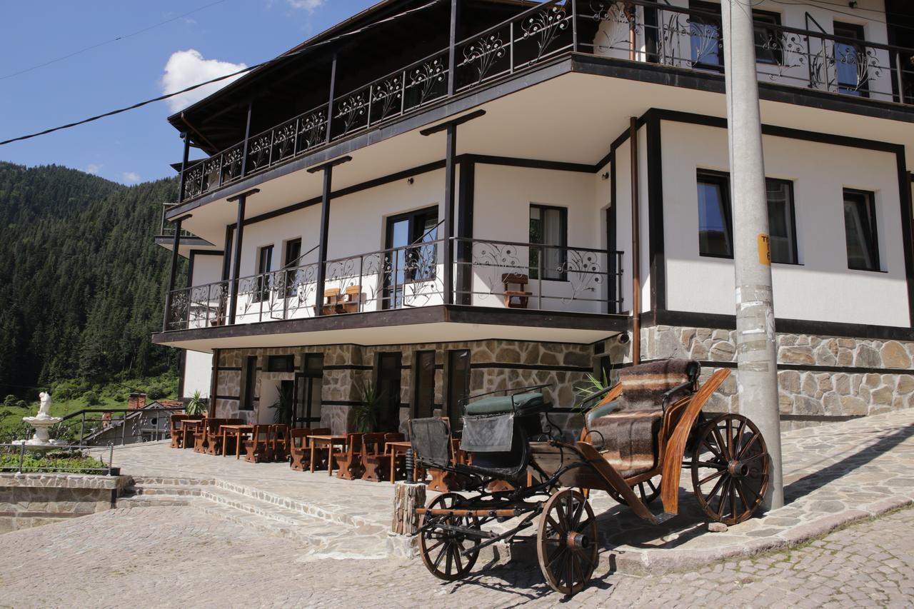 Family Hotel Valchanovata Kashta Fotinovo Buitenkant foto